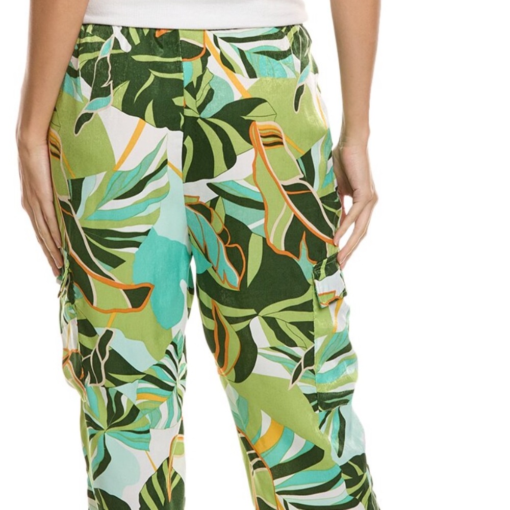Tropical Green Leaf Print Cargo Pants 
RACHEL Rachel Roy Large NWT